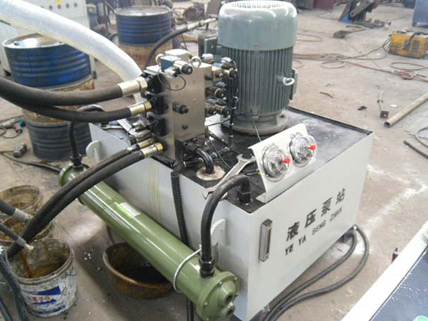 枣庄力邦机械有限公司四缸液压机